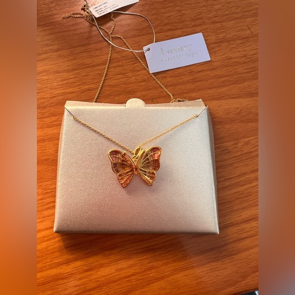 Butterfly Shaped Necklace - Picture 3 of 3